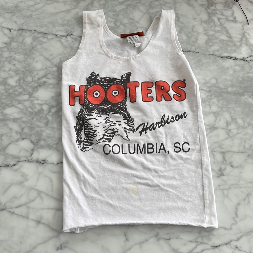 Hooters Columbia South Carolina Harbison tank top
